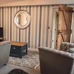 度假居 萨德尔之屋 *