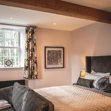 The Saddle * Middleham